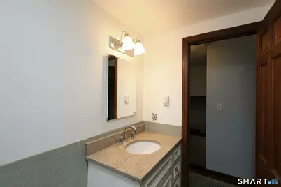 380 Newtown Turnpike, Redding, CT 06896 - Photo 14