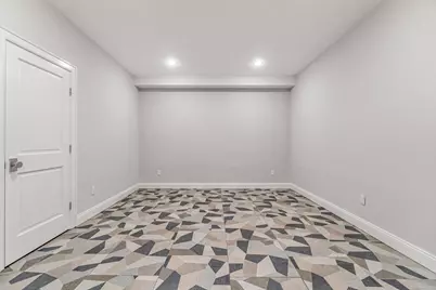 153 Pease Avenue, Fairfield, CT 06890 - Photo 32