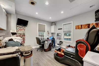 [Address not provided], West Hartford, CT 06119 - Photo 14