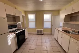 2125 E Main St, Bridgeport, CT 06610 - Photo 16