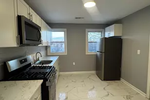 10 Lester St, West Haven, CT 06516 - Photo 2