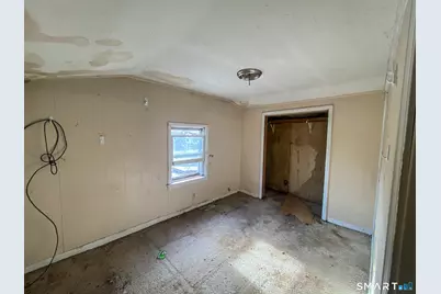 18 Bryson Avenue, Seymour, CT 06483 - Photo 12