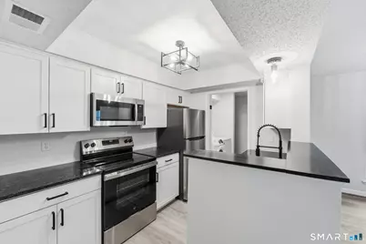 75 Crown Knoll Court #APT 103, Groton, CT 06340 - Photo 10