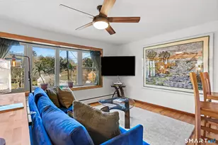 12 Arbor Ct, Norwalk, CT 06854 - Photo 4