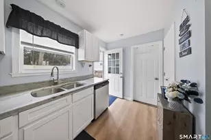 62 Strathmore Rd, West Haven, CT 06516 - Photo 6