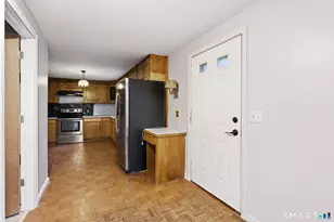 44 E Cedar St, Newington, CT 06111 - Photo 6