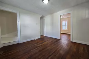 57 Pleasant St, Danbury, CT 06810 - Photo 16