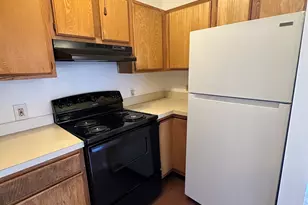 52 Atwood St, Hartford, CT 06105 - Photo 6