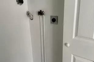 52 Atwood St, Hartford, CT 06105 - Photo 16