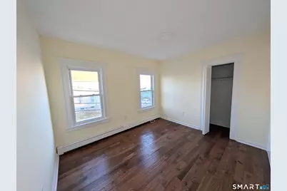 88 Amsterdam Avenue #2nd floor, Bridgeport, CT 06606 - Photo 10