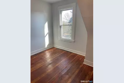 134 Lockhart Avenue, Waterbury, CT 06705 - Photo 4