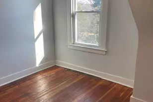 134 Lockhart Ave, Waterbury, CT 06705 - Photo 4