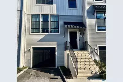 14 East Cross Trail #14, Danbury, CT 06810 - Photo 2