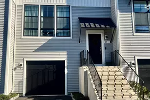 14 E Cross Trail, Danbury, CT 06810 - Photo 2