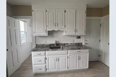 389 Hawley Avenue #3, Bridgeport, CT 06606 - Photo 1