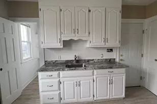 389 Hawley Ave, Bridgeport, CT 06606 - Photo 1