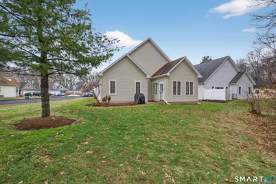 188 Oliver Way #188, Bloomfield, CT 06002 - Photo 24