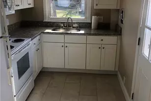 38 N Main St, Essex, CT 06426 - Photo 4