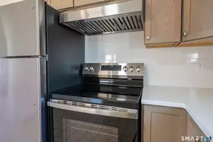 751 Old Stratfield Rd, Fairfield, CT 06825 - Photo 6