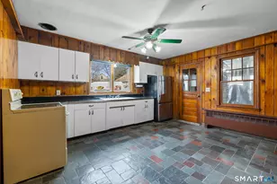 110 Wilkins Ave, Bridgeport, CT 06606 - Photo 8