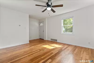 36 Baltic Street, Hartford, CT 06112 - Photo 10