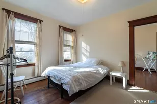 61 Home Pl, Branford, CT 06405 - Photo 8