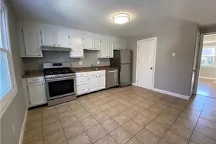 21 Allspice Ln, Glastonbury, CT 06033 - Photo 8