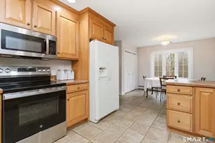 4 Chatfield St, Seymour, CT 06483 - Photo 14