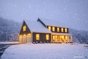 26 Farm View Dr, Norwich, CT 06360 - Photo 2