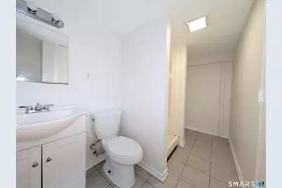 186 Marigold Avenue, Bridgeport, CT 06606 - Photo 34