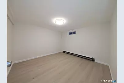 186 Marigold Avenue, Bridgeport, CT 06606 - Photo 36