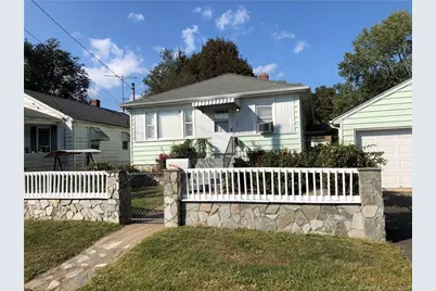 186 Marigold Avenue, Bridgeport, CT 06606 - Photo 2