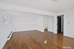 5 Pin Oak Ln, Ansonia, CT 06401 - Photo 16