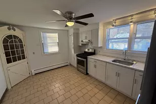 859 Edgewood Ave, New Haven, CT 06515 - Photo 2