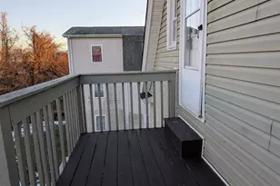 88 Amsterdam Ave, Bridgeport, CT 06606 - Photo 2