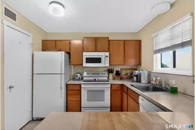 891 Heritage Village #A, Southbury, CT 06488 - Photo 14