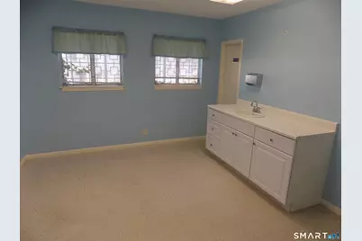 85 Beleden Gardens Drive, Bristol, CT 06010 - Photo 14