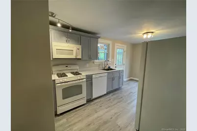 477 Main Street, Cromwell, CT 06416 - Photo 6