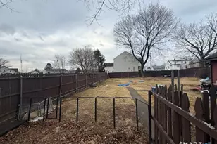 34 New Haven Ave, Waterbury, CT 06708 - Photo 4