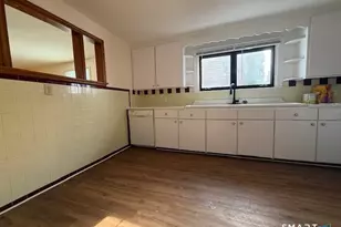 34 New Haven Ave, Waterbury, CT 06708 - Photo 8