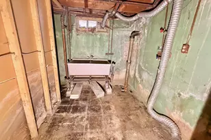 60 Hubbard Rd, Hartford, CT 06114 - Photo 22