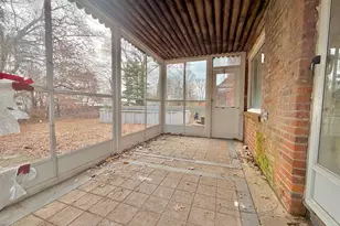 60 Hubbard Rd, Hartford, CT 06114 - Photo 16