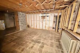 60 Hubbard Rd, Hartford, CT 06114 - Photo 18