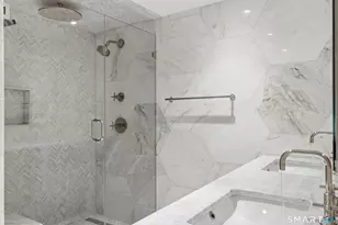 1028 Farmington Ave, West Hartford, CT 06107 - Photo 32