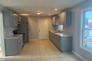 75 Ash St, Bridgeport, CT 06605 - Photo 4