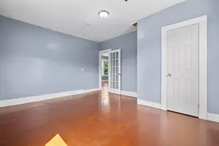 1105 N Main St, Waterbury, CT 06704 - Photo 10