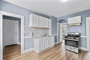 1105 N Main St, Waterbury, CT 06704 - Photo 18