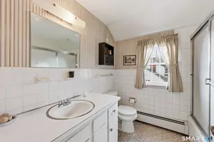 2 Farm Hill Rd, West Hartford, CT 06107 - Photo 24