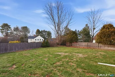 2 Farm Hill Road, West Hartford, CT 06107 - Photo 36