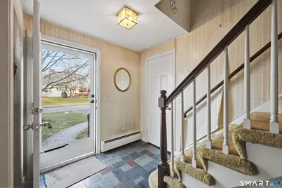 2 Farm Hill Road, West Hartford, CT 06107 - Photo 4